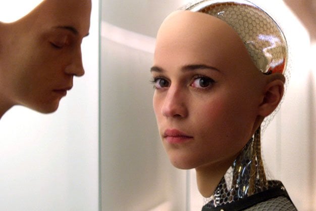 movies-exmachina-0423.jpg