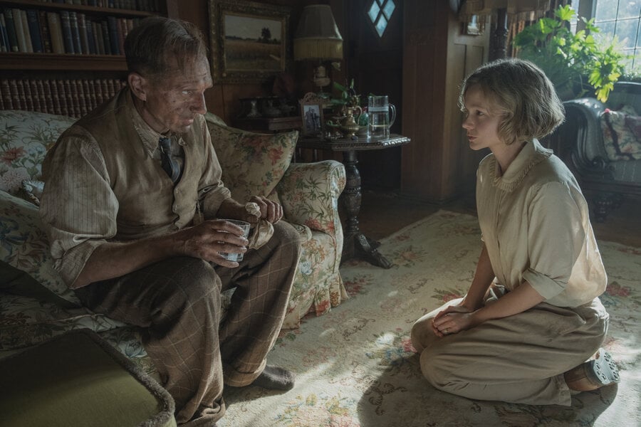A photo from the Netflix movie The Dig