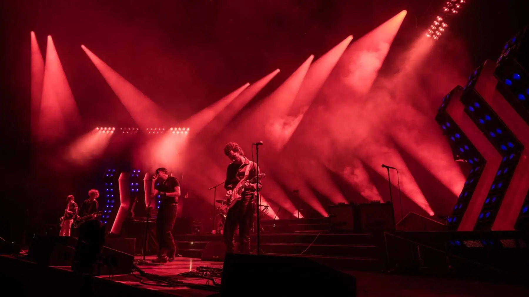 The Strokes' Julian Casablancas booed after calling Toronto 'Alt New York'