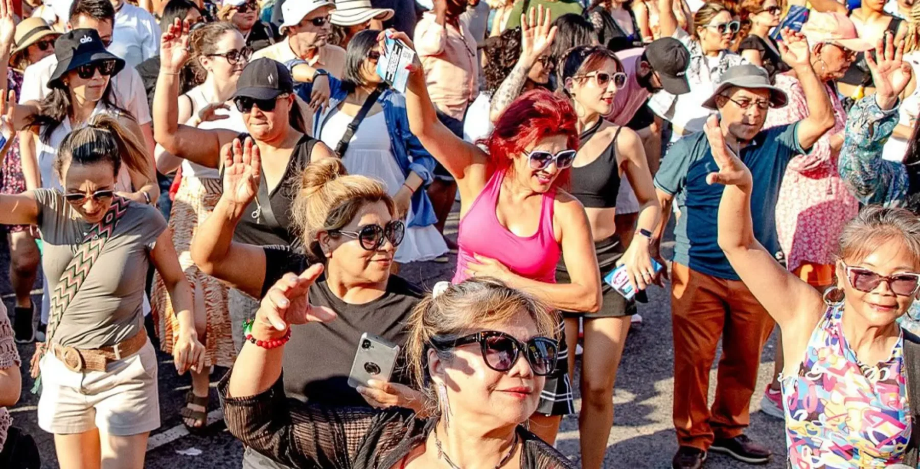 Salsa on St Clair